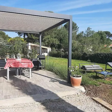 Joli Au Coeur De La Provence Verte Holiday home Saint-Maximin-la-Sainte-Baume